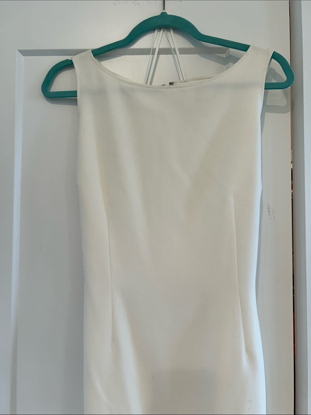 Sheath ivory dress by Ann kleinNever worn very classic - Picture 2 of 3